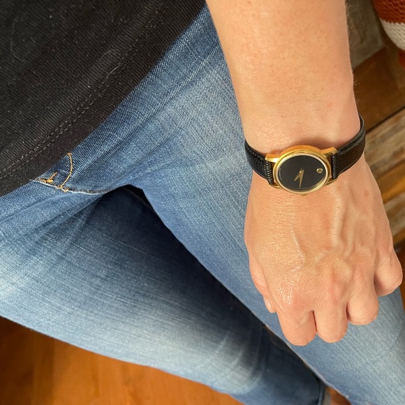 Movado watch - Picture 4 of 8